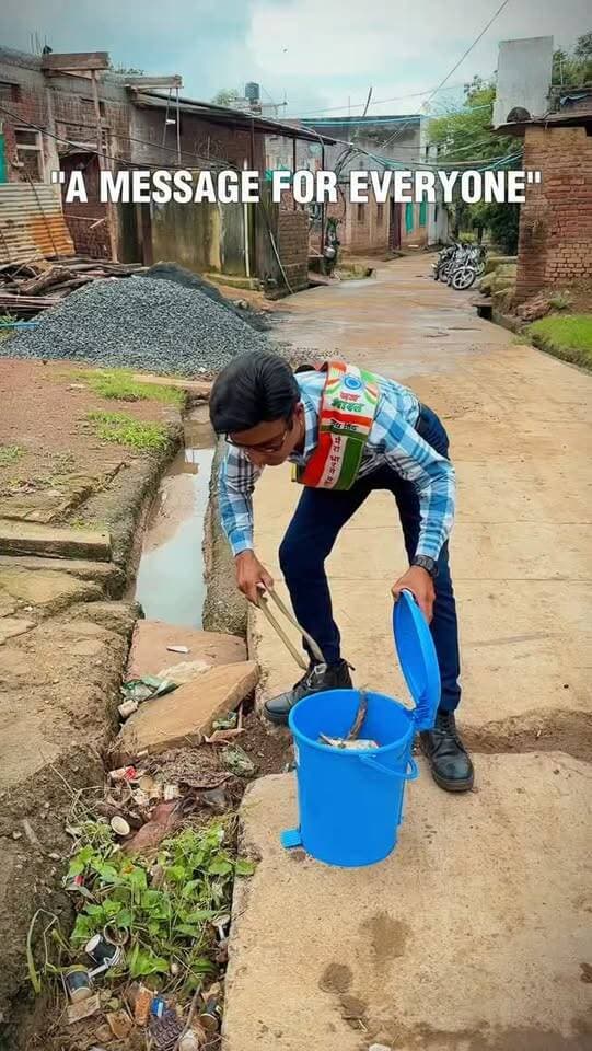 सार्वजनिक ज़मीन पर गंदगी सहने के मामले में हमसे बड़ा ‘सहनशील’ कोई नहीं है! 🇮🇳
#cleanindiamission #citizenship #socialmessage #betterindia #vishnubhartesh