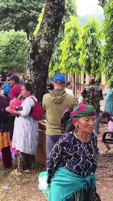 badh mai fase logo ki choti se madad