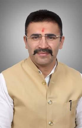 देहरादून: SIR को लेकर कांग्रेस ने चुनाव आयोग से मांगा जवाब, अभिनव थापर बोले- हर पात्र मतदाता का वोट सुरक्षित रहे
पूरी खबर पढ़ने के लिए नीचे दिए गए लिंक पर क्लिक करें-
👇🏻👇🏻👇🏻👇🏻👇🏻👇🏻👇🏻👇🏻
https://uk24x7news.com/congress-sought-answer-from-the-election-commission-regarding-dehradun-sir-abhinav-thapar-said-that-the-vote-of-every-eligible-voter-should-be-safe/
-----------------------------------------
*Powerd by-
MANDAL JEWELLERS | "एक विश्वास... एक अपनापन..." 1 लाख की खरीदारी पर... 🎁 बंपर गिफ्ट जीतने का मौका!
अजबपुर कला, मोथरोवाला रोड, देहरादून
☎️ 97197 767018 | 98979 44534