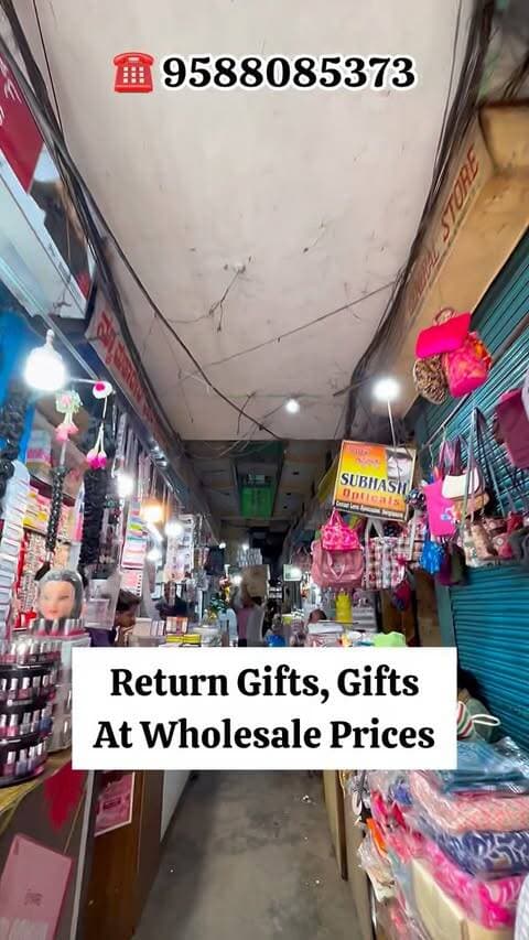 📌 @love_bengaluru @bangalore_gift_9588
.
.
#giftshop #returngiftideas #wholesalemarket