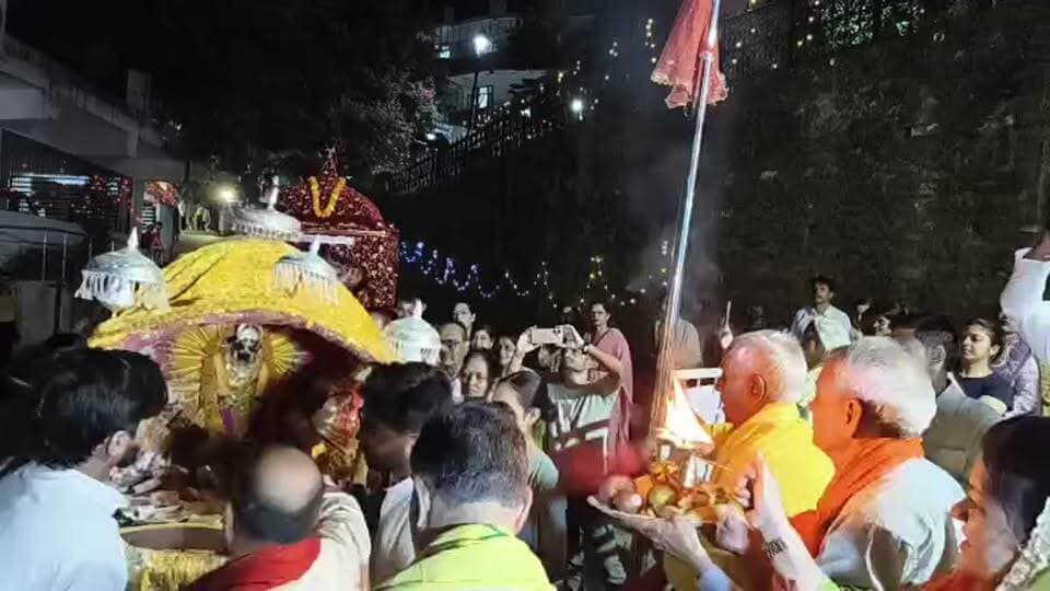 Live नाहन: वामन द्वादशी पर पक्का तालाब में 9 पालकियों का भव्य स्वागत, देखें अलौकिक दृश्य