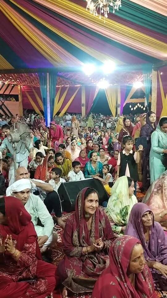 जिला बिलासपुर के कल्लर पंचायत में भव्य जागरण का आयोजन हो रहा है देखिए लाइव .....