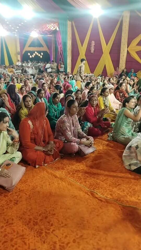 जिला बिलासपुर के कल्लर पंचायत में भव्य जागरण का आयोजन हो रहा है देखिए लाइव .....