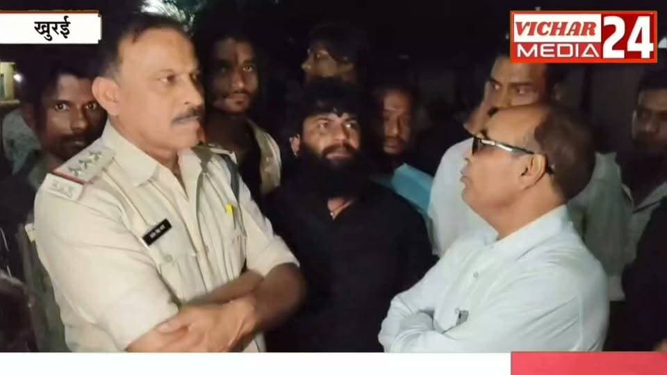 “आरोपों का शोर, कार्रवाई खामोश... आखिर स्कूल पर हाथ क्यों नहीं डाल रहा प्रशासन?” #khurainews #darmparivartan #karvahi #hangama #conment #poliçe #bajrangdal