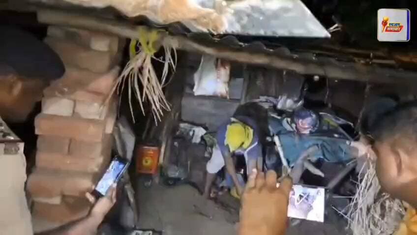 कलयुगी भाई ने भाई की ह*त्या,घर में द*फनाया श/व… फिर ऐसे खुला कई दिनों से छिपा राज,आरोपी भाई गिरफ्तार।
#Lakhisarai #LakhisaraiNews #CrimeNews #CrimeNewsBihar #हत्या #मर्डरकेस #क्राइम_न्यूज #BreakingNews #BiharNews #LatestNews #HindiNews #ViralNews #स्वजनसमाचार