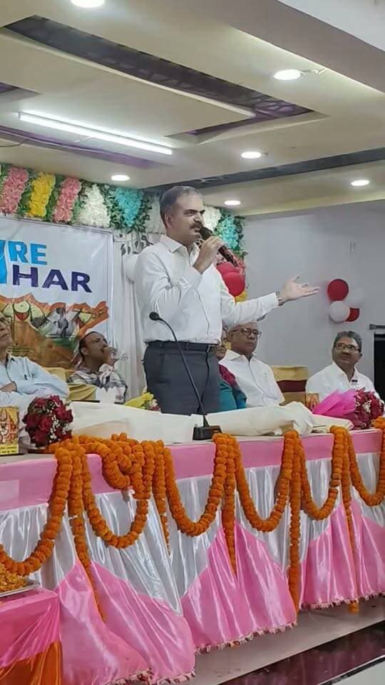 बेलागंज के ज्योति उत्सव मैरिज हॉल में दिनकर जी की मनाई गई जयंती.आईजी विकास वैभव हुए शामिल