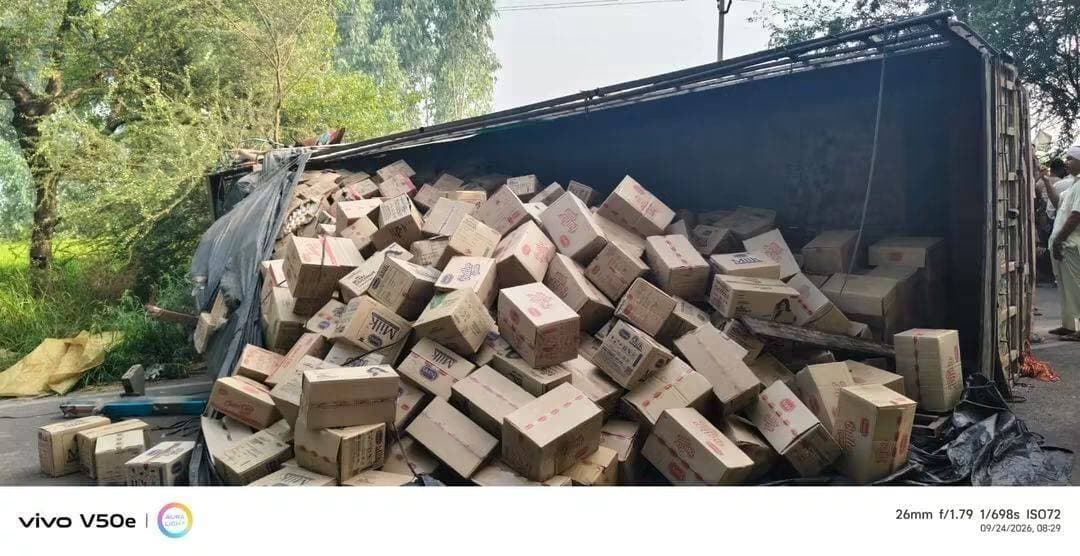 गांव मल्लेकां के पास भयंकर सड़क हादसा, 2 की मौके पर मौत, ट्रक ने मारी ट्रैक्टर ट्राली को टक्कर, ओटू से नरमा चुगाई की लेबर लेकर मलवानी जा रहा था ट्रैक्टर पर किसान