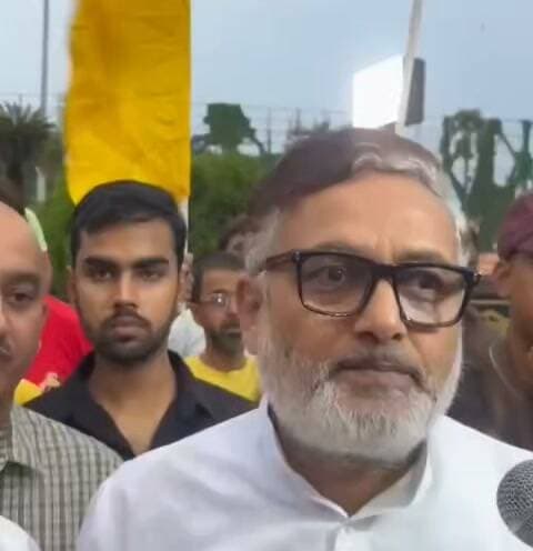 #जमुई में नाबालिग छात्रा से छेड़खानी के विरोध में जन सुराज संघर्ष वाहिनी का प्रदर्शन, दोषियों के खिलाफ सख्त कार्रवाई की मांग* #india
#BreakingNews #bihar #jansuraj #protest #HindiNews #usa #usareels #USAREELSVIRAL #USAToday #USATODAYNETWORK #USATodayNews #𝙐𝙎𝘼𝙏𝙤𝙙𝙖𝙮𝙉𝙚𝙬𝙨