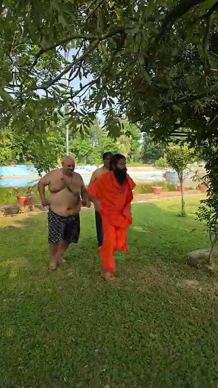 बाबा रामदेव की जुबानी
जिद्दी मोटापा कैसे घटाएं?