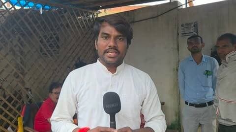 अरवल में ट्रैफिक पुलिस पर कोर्ट की सख्ती! ⚖️🚨 निजी मोबाइल से फोटो खींचने के मामले में थानेदार से स्पष्टीकरण, वकील और आम लोगों से जुड़ा मामला गरमाया।
#ArwalNews #ArwalTrafficPolice #ArwalPolice #ArwalCourt #CourtNews CourtOrder Nyayalaya BiharPolice TrafficPolice TrafficChallan PoliceAction PoliceAccountability Advocate LawyerNews AdvocateNews AamJanta PublicIssue PublicRights LegalNews BiharNews Arwal ArwalNewsToday GroundReport BreakingNews LatestNews ViralNews BiharViralNews PoliceVsPublic CourtVsPolice NyayKiBaat जनताकीआवाज अरवल अरवलन्यूज न्यायालय पुलिस वकील आमजनता