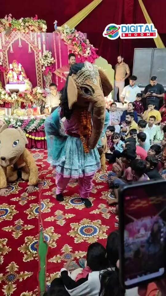 #Live रोहतक के शिवा जी कॉलोनी स्थित जय माँ गंगा स्तुति मण्डल के गणपति पंडाल में मनमोहक झाकियां