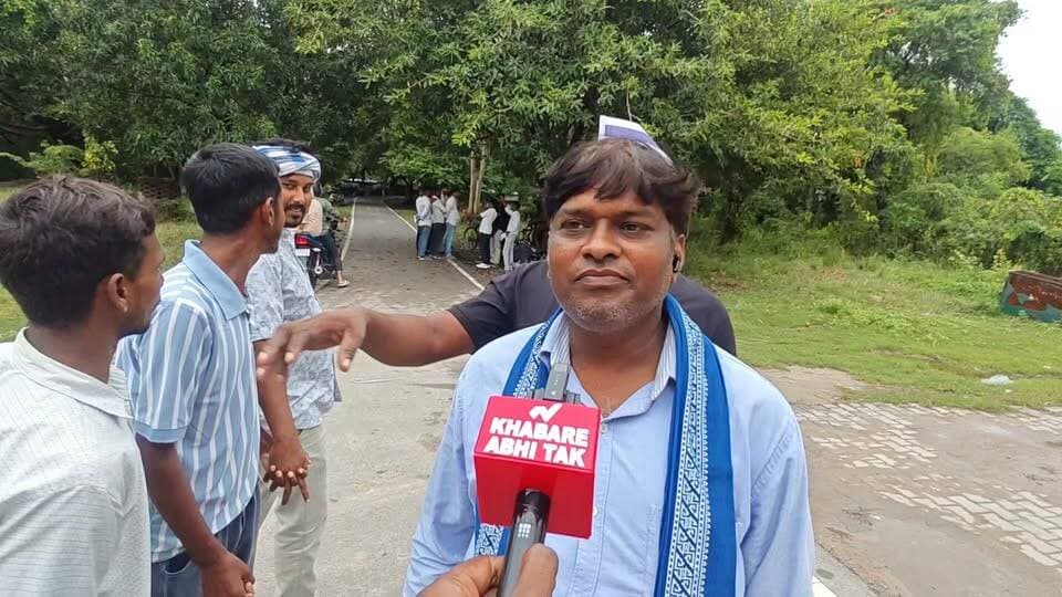 सरकारी नौकरियों के बैकलॉग और पदोन्नति में आरक्षण की मांग, मऊ में प्रदर्शन
#मऊ #सरकारीनौकरी #आरक्षण