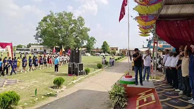 मानपुर देवड़ा में जिला स्तरीय अंडर-19 छात्रा खेलकूद प्रतियोगिता संपन्न
मुख्यातिथि गुरदीप सिंह गैरी, विशेष अतिथि राहुल चौधरी और चरणजीत सिंह जोगा का भव्य स्वागत