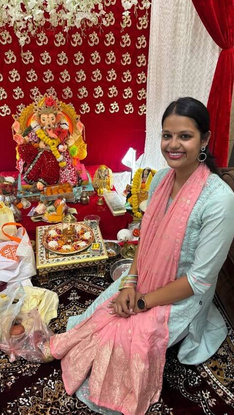 Finally met Bappa ЁЯе╣ЁЯе╣I was so overwhelmedтЭдя╕ПтЬи
.
.
#ganpatibappa #ganpatibappamorya #ganpati #ganeshutsav #instagram
