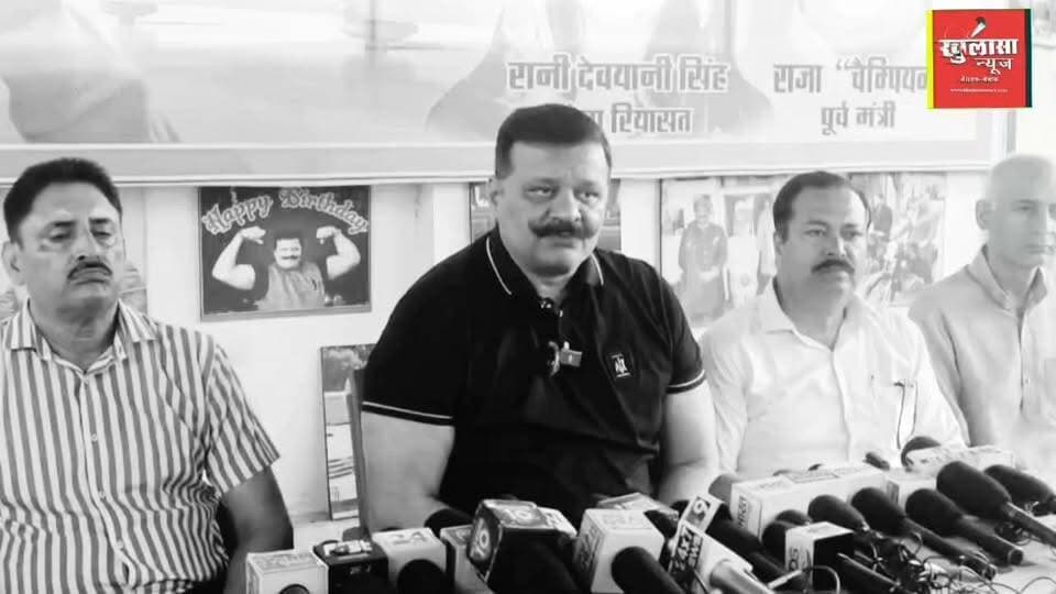 अमरोहा फार्म हाउस प्रकरण में उमेश कुमार पर चैंपियन का बड़ा हमला! CBI और CDR जांच की उठाई मांग!
👉 बोले—अय्याशी का अड्डा है फार्म हाउस,योगी बाबा चलवाएं बुलडोजर!