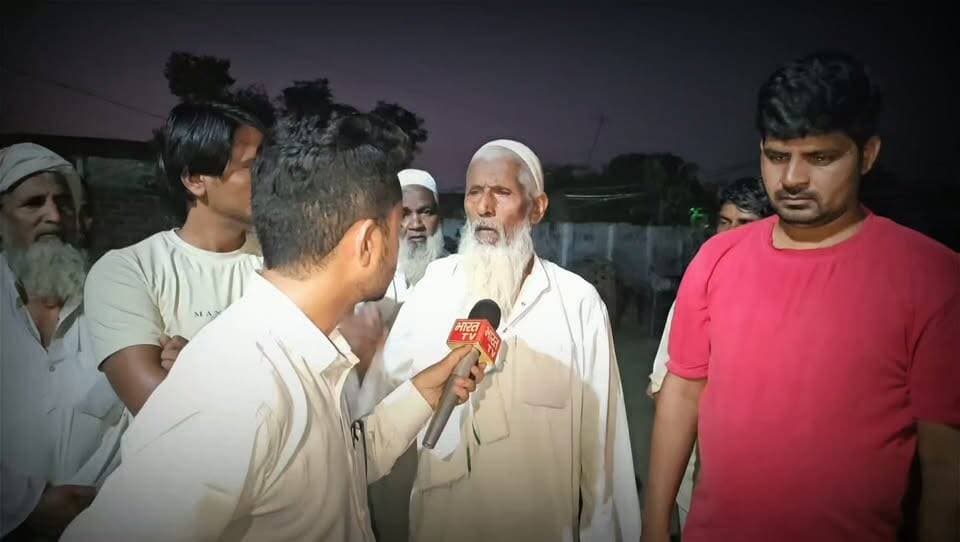 खुर्शीद को गोली मारकर हत्या मामले में मेवात एसपी से गुहार, खेड़ा गांव के परिजन आए मीडिया के सामने
#mewat #nuh #hariyana #hariyanapolic