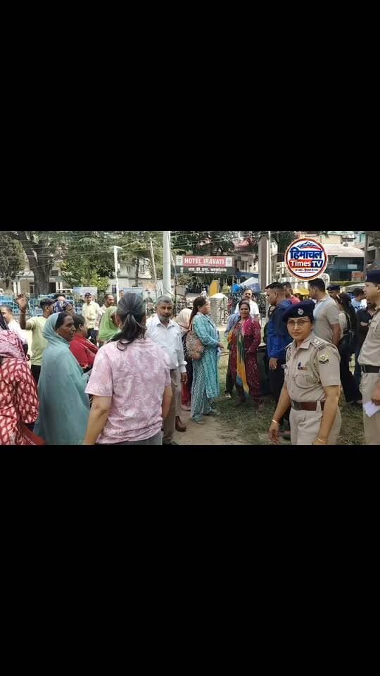 भाजपा नेता जय सिंह ने लगाए मंत्री जगत सिंह नेगी के go back के नारे। Himachal Times TV Jai Singh