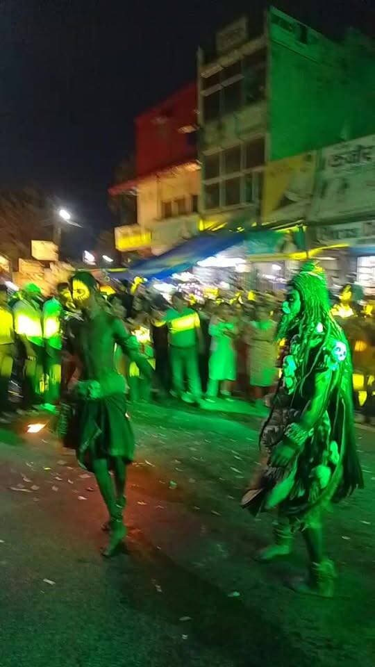haridwar : हरिद्वार जगह जगह धूमधाम से हो रहा गणपति बप्पा का विसर्जन, राजीवनगर कॉलोनी से भी किया जा रहा शोभायात्रा के साथ विसर्जन : देखें वीडियो
Haridwar Stambh Vasudev
