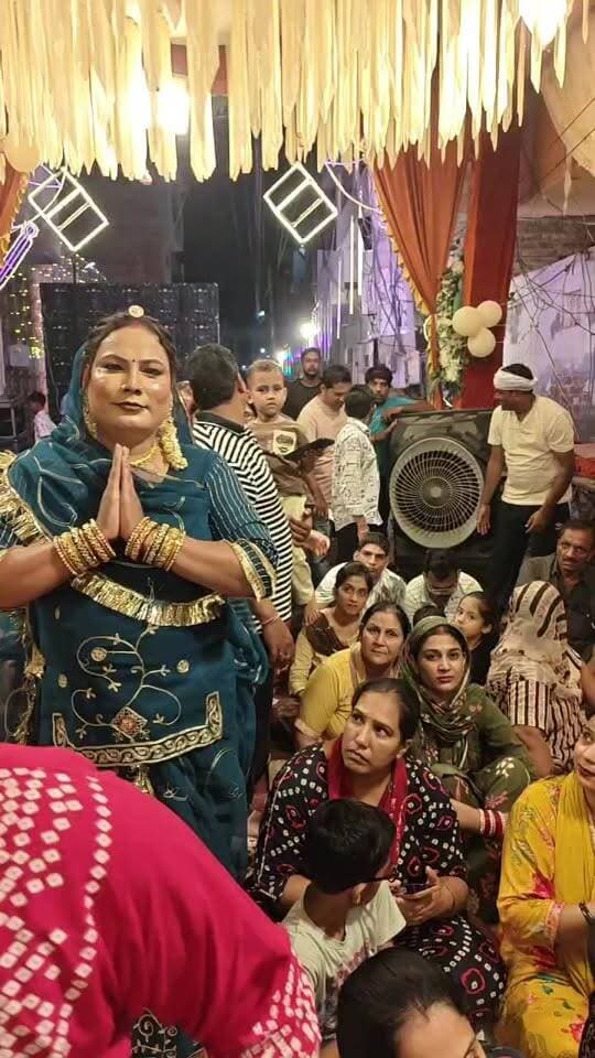 सिरसा कीर्ति नगर गणेश महोत्सव रात्रि जागरण में विशेष भंडारा संजू महंत द्वारा करवाया जा रहा है