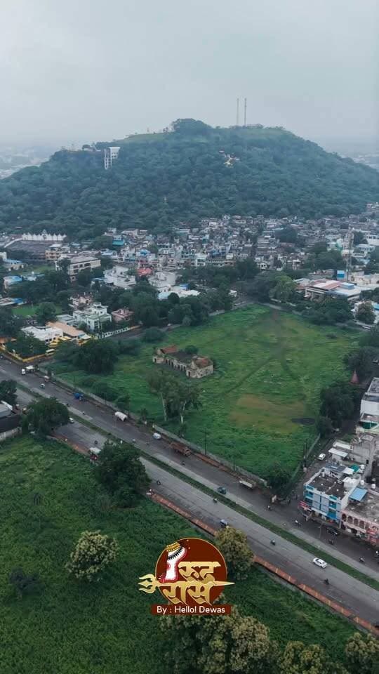 15, 16 & 17 अक्टूबर 2026 को क्लब ग्राउंड देवास में आपको मिलेगा कुछ ऐसा भव्य अनुभव
देवास का पहला पारंपरिक गरबा महोत्सव : RudraRaas by Hello! Dewas
📅 15, 16 & 17 अक्टूबर 2026
📍 क्लब ग्राउंड, भोपाल चौराहा, देवास