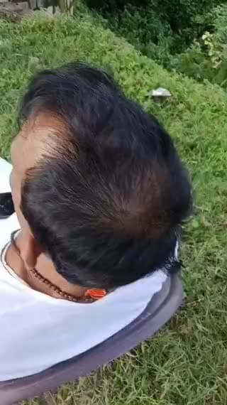 हलिया के मवई खुर्द में शराबी युवक के आतंक से ग्रामीणों में दहशत, लाठी लेकर घूमता दिखा आरोपी, महिलाओं ने लगाया अश्लील हरक