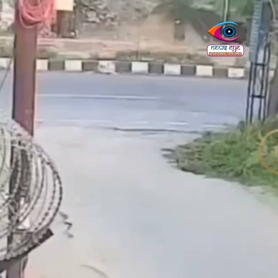 देहरादून में दिनदहाड़े महिला के अपहरण की कोशिश, CCTV में कैद नकाबपोश बदमाश