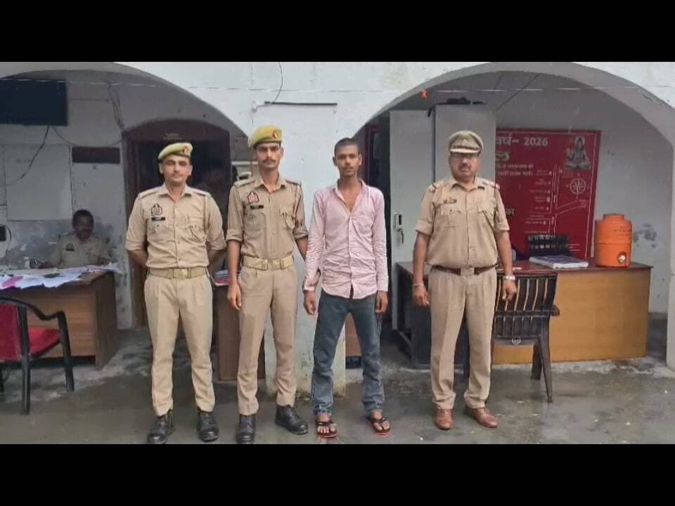 खबर थाना अल्लाहगंज जहां पाक्सो एक्ट में नाम जद युवक गिरफ्तार शाहजहांपुर उत्तर प्रदेश
