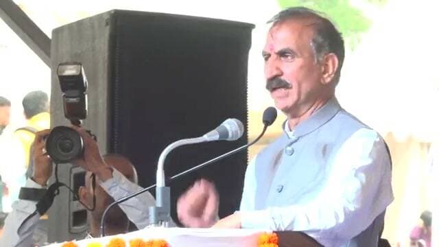 जिला सिरमौर के सराहां में वामन द्वादशी मेले के समापन समारोह के अवसर पर जनता को सम्बोधित करते हुए मुख्यमंत्री सुखविंदर सिंह....
