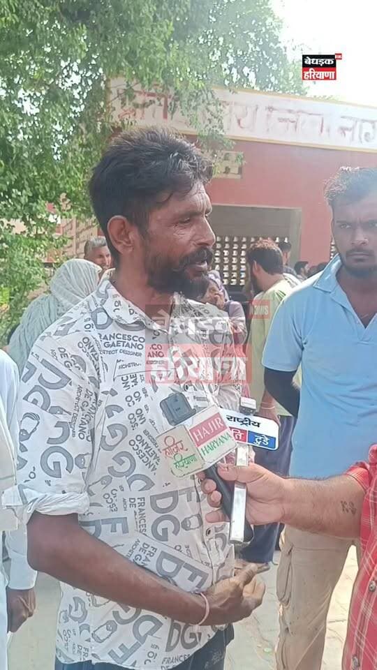 सिरसा में दर्दनाक सड़क हादसा 😢 ट्रैक्टर-ट्रॉली और ट्राले की जोरदार भिड़ंत, कई मजदूर घायल, कई लोगों की मौत की खबर
#सिरसा #सड़कहादसा #SirsaNews #RoadAccident #हरियाणा #BreakingNews #HaryanaNews #मल्लेका #AccidentNews