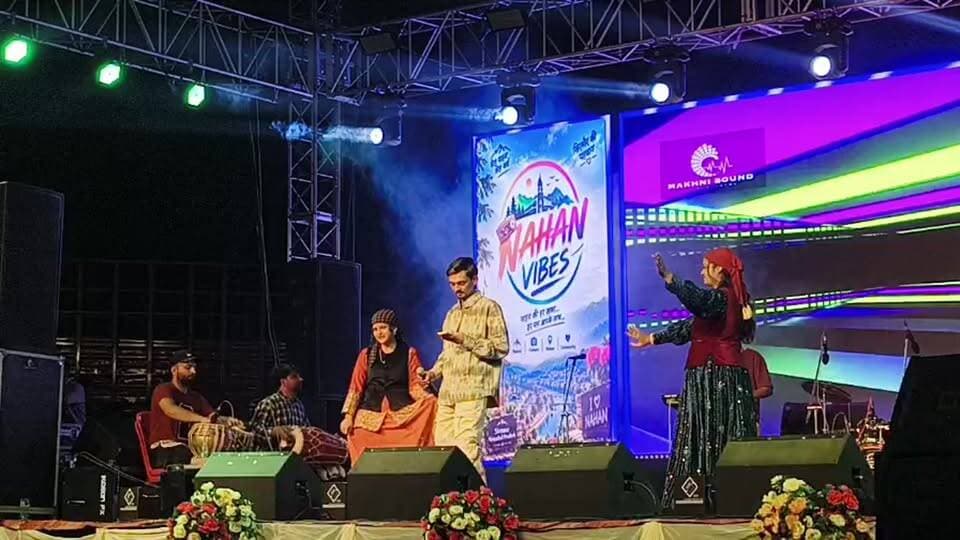 LIVE नाहन: वामन मेले की दूसरी सांस्कृतिक संध्या में राजेश त्यागी ने बांधा समां*