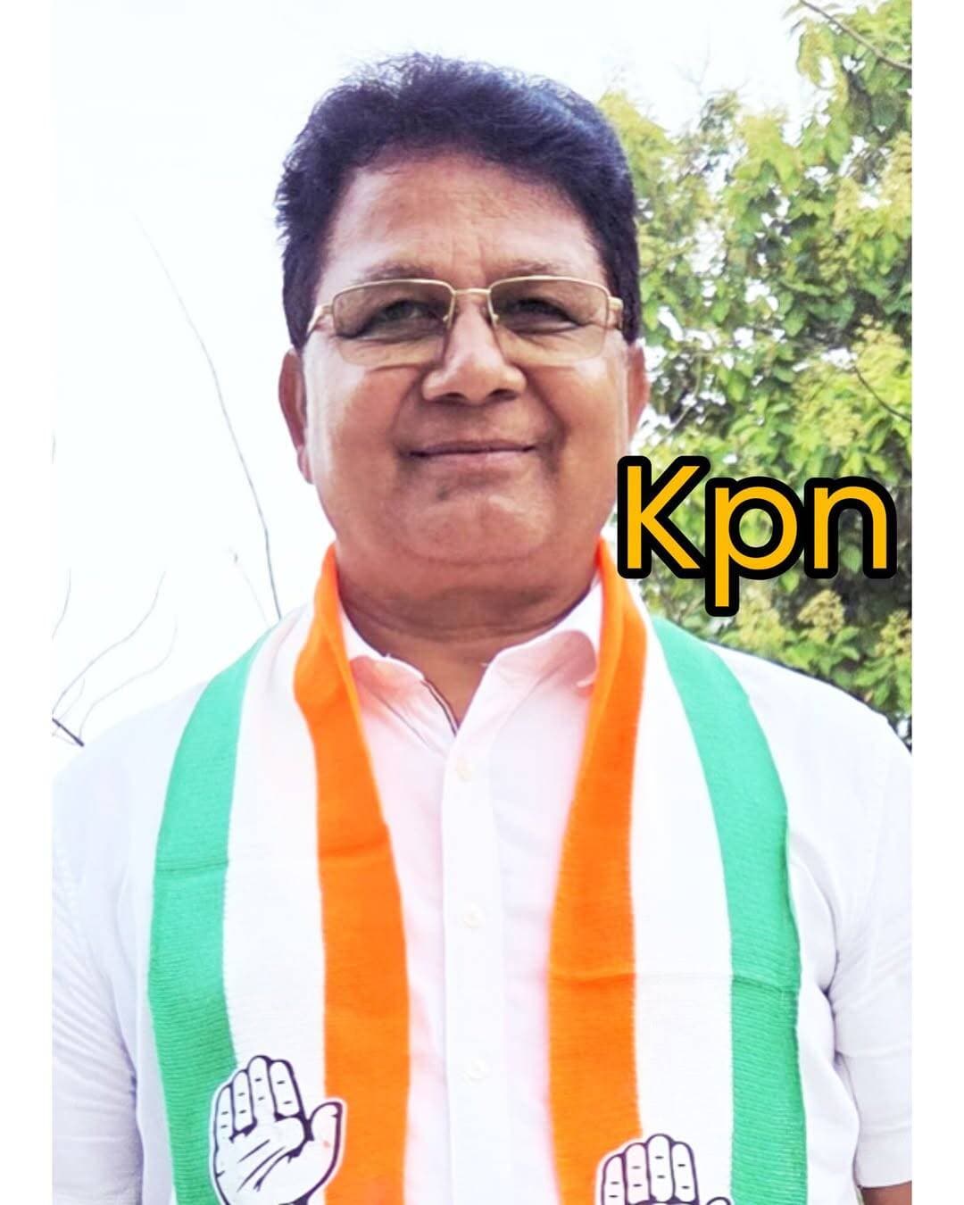 कांग्रेस प्रवक्ता डॉक्टर गणेश उपाध्याय ने सरकार द्वारा धान की कीमत में 72 रुपए की वृद्धि को ना काफी बताया पूरी खबर कमेंट बॉक्स मिलेगी.....