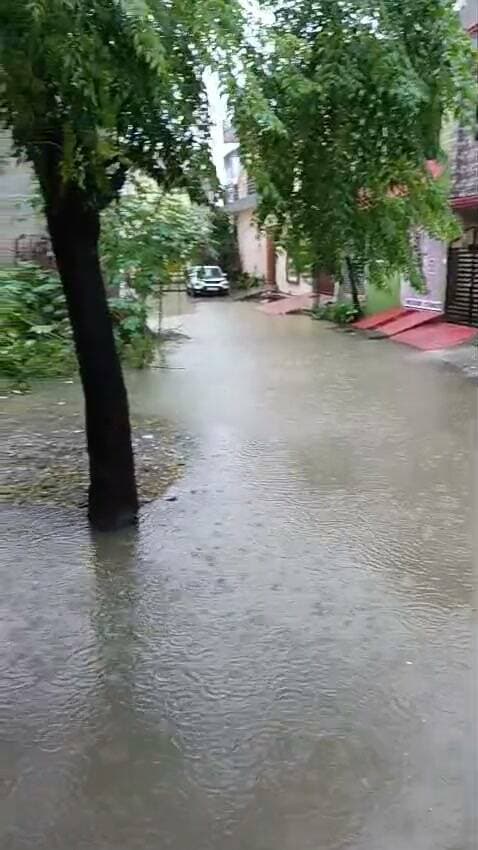 आशुतोष सिटी से अरेंद्र कुमार जी का भेजा वीडियो।