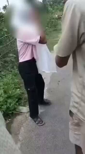 फिर एक और नाबालिग लड़की के साथ समस्तीपुर में बदसलूकी और शोषण! समस्तीपुर से तीसरा वीडियो।