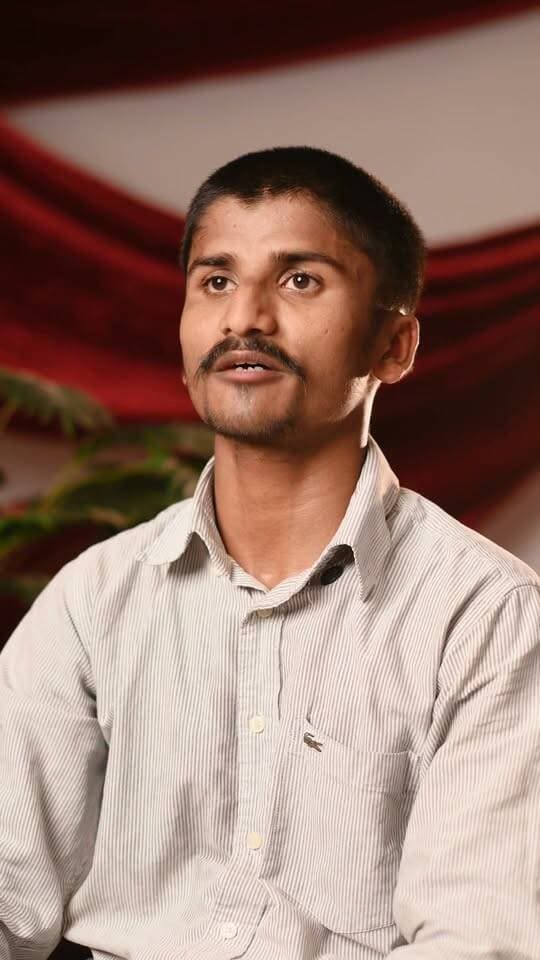 गरबा सिर्फ नृत्य नहीं, माँ की आराधना और हमारी संस्कृति से जुड़ने का माध्यम है। 🙏✨
आज की पीढ़ी गरबा को नए अंदाज़ में अपना रही है, लेकिन उसकी आस्था और परंपरा को साथ लेकर। ❤️
गरबा करें, संस्कृति के साथ… माँ की आराधना के लिए। 🪔💫
रुद्ररास पारंपरिक गरबा महोत्सव
वीडियो को शेयर करें और यह जानकारी जन जन तक पहुंचाये
सीखिये रुद्ररास पारंपरिक गरबा महोत्सव के साथ *पारंपरिक गरबा*
💃 प्रैक्टिस सेशन: 10 सितम्बर – 10 अक्टूबर
⏰ बैच 1: शाम 7:00 – 8:30 बजे
⏰ बैच 2: शाम 8:30 – 10:00 बजे
🎁*खास बोनस: 3-दिन के पारंपरिक गरबा महोत्सव पास बिल्कुल फ्री! 🥁✨*
📞 रजिस्ट्रेशन के लिए: 75666 95280