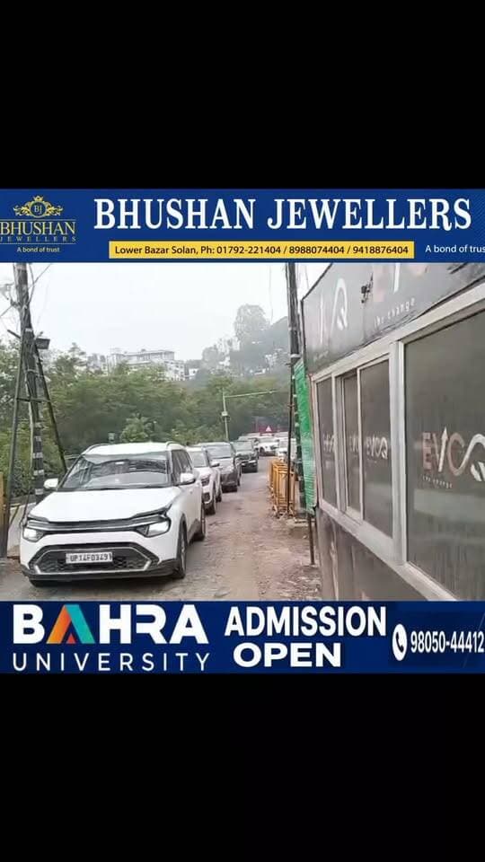 वीकेंड पर मैदानी क्षेत्र से पर्यटकों ने किया हिमाचल का रुख परमाणु बैरियर पर लगी वाहनों की कतारे