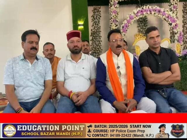 सीएम के बल्ह दौरे पर विधायक इंद्र सिंह गांधी ने कसा तंज
कहा-झूठी घोषणांए करके चले गए सीएम सुक्खू
पिछली सरकार के कार्यों का किया उदघाटन व शिलान्यास
झूठ बोलने में माहिर हैं सीएम सुक्खू-गांधी