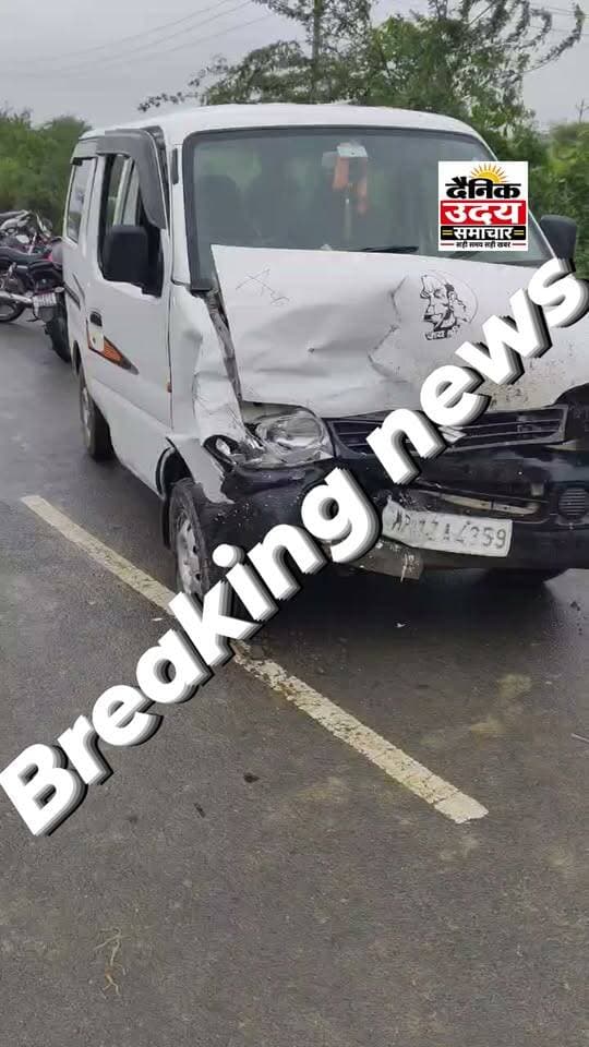 खड़ीत रोड पर अभी-अभी एक्सीडेंट हुआ है अभी-अभी कुछ समय पूर्व की बताई जा रही घटना बोलेरो और एक कर के मध्य जबरदस्त भिड़ंत #fbreels #BhindNews #भिंड #BreakingNews #bhind #bignews SP BHIND