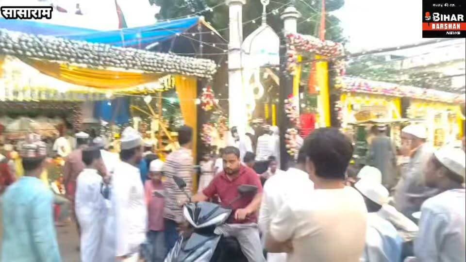 शाहजुमा पीर में अकीदत के साथ मनाया गया उर्स": 351वें उर्स-ए-कादरी अब्दाली शाह में उमड़ा श्रद्धालुओं का जनसैलाब