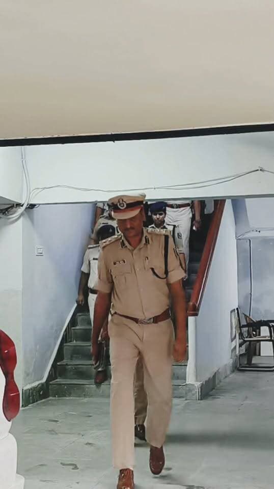 DIG पहुंचे शेखपुरा।
