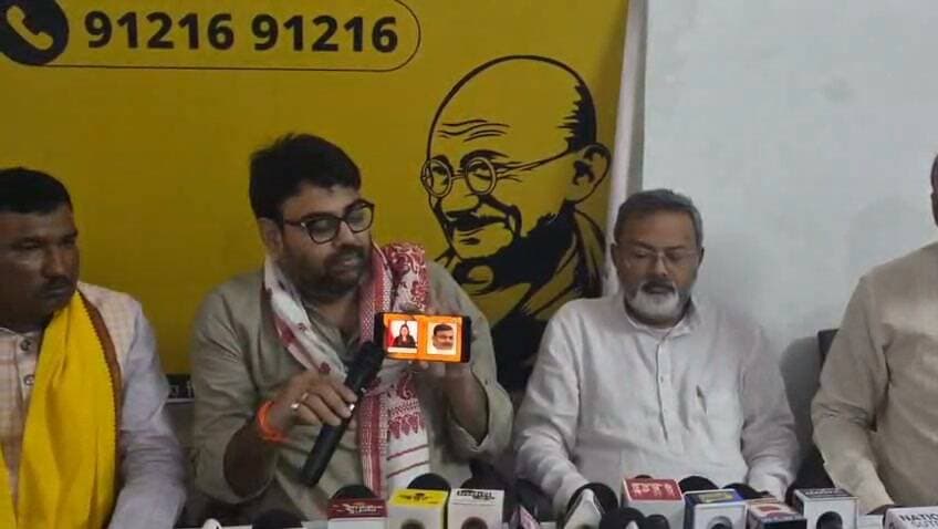*जन सुराज ने तिरहुत शिक्षक निर्वाचन क्षेत्र से श्याम नंदन यादव को बनाया उम्मीदवार, प्रदेश अध्यक्ष मनोज भारती ने की घोषणा, बोले - शिक्षकों का अपमान जन सुराज को स्वीकार नहीं*
