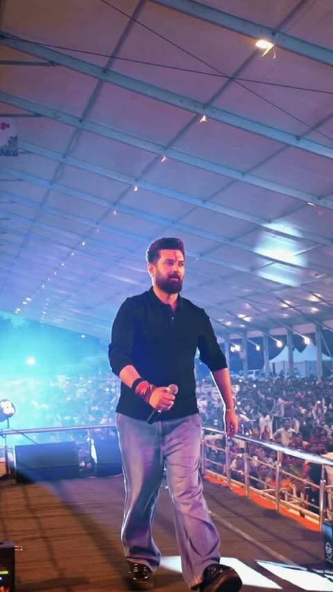 “Here Comes Chirag.” @ichiragpaswan
Captured by @shadimubarak1021
Special thanks @patna_beauty_
Host @amaanfaridy
#chiragpaswan #youth