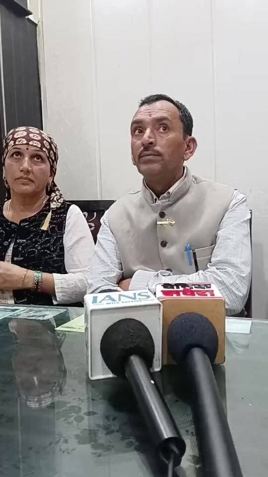 बेटी पुष्पा राणा के माता पिता ने क्या कहा