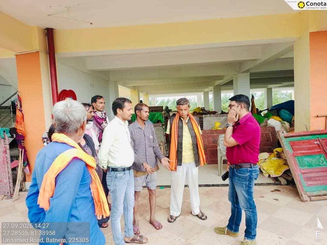 बाराबंकी: सरयू में कटान तेज, CDO ने हेतमापुर में लिया जायजा
बाराबंकी में सरयू नदी का जलस्तर बढ़ने से हेतमापुर में कटान तेज। CDO पंकज वर्मा ने निरीक्षण कर 24x7 कटान रोधी कार्य, पीड़ितों को राहत व स्थायी पुनर्वास के निर्देश दिए।
#Barabanki #SaryuNadi #Hetmapur #BarabankiNews #CDOBarabanki #UPNews #FloodUpdate #Barabanki_Updates