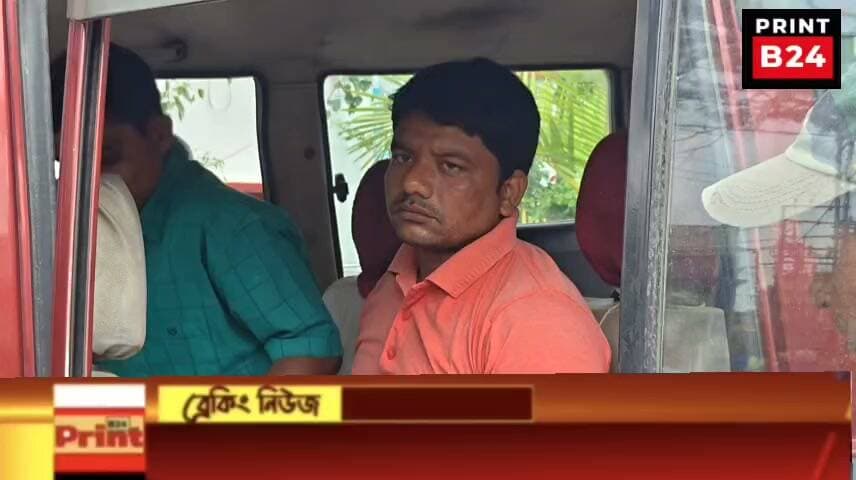 লালগোলায় গোপন সূত্রে পুলিশি অভিযান: বৈধ কাগজপত্র ছাড়া আটক ২ বাংলাদেশি নাগরিক।