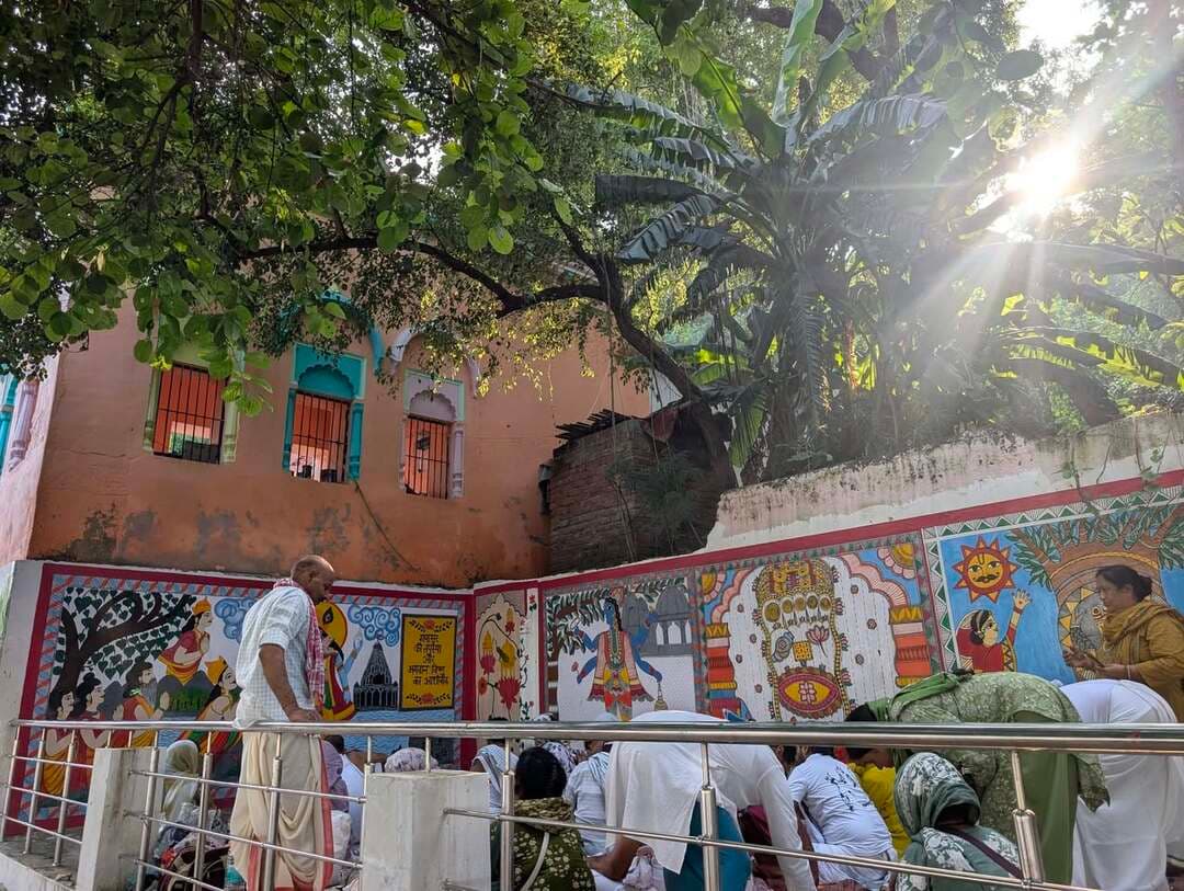 पितृपक्ष मेला में लगातार देश विदेश से पिंड दान करने पहुंच रहें हैं पिंडदानी! #bdbiharjharkhand