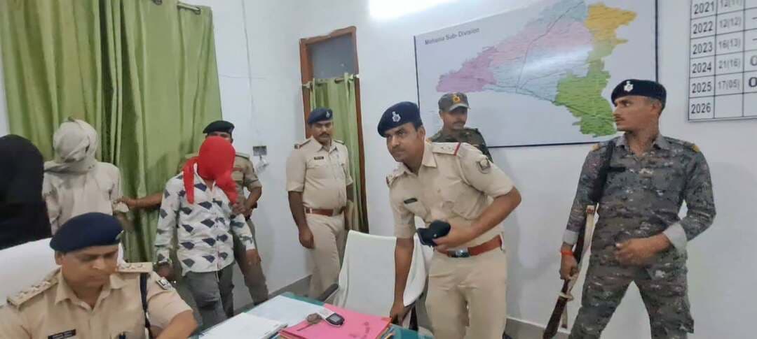 कुदरा थाना क्षेत्र से आज कैमूर पुलिस को बड़ी उपलब्धि हासिल हुई है। जहां छीनतई के मामले में तीन लोगों को गिरफ्तार कर न्यायालय भेज दिया है।
