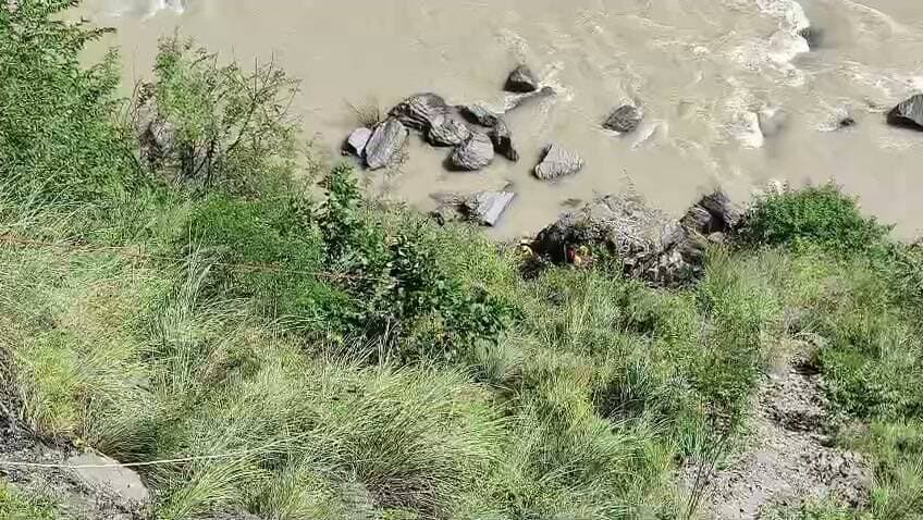 13 दिन बाद नदी में मिला युवक का शव, बैजरो हादसे में लापता ऋषभ का होने की आशंका
