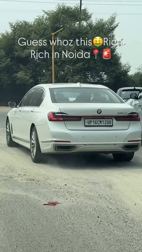 If I m not wrong the driver is a lady🔥
.
.
.
.
.
.
#cars #carenthusiast #thisisnoidacity #noida