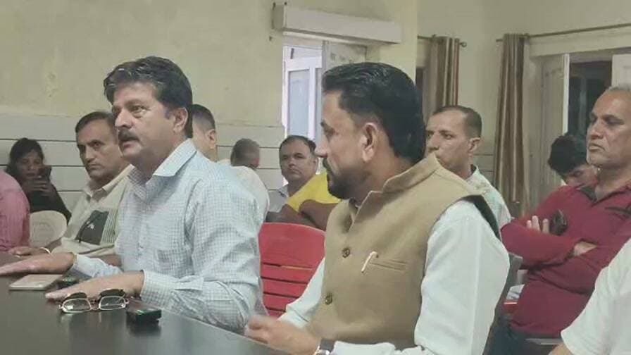 LIVE: दून पहाड़ी संगठन में चुनाव के बाद घमासान, नाराज सदस्यों ने खोला मोर्चा, मीडिया के सामने रखी अपनी बात सुनिए..