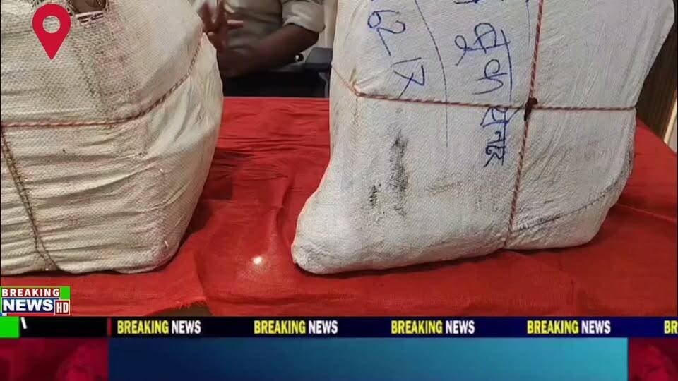 বীরভূমের মল্লারপুর থানার পুলিশের পর পর অভিযানে এক কোটি টাকার ভুঁয়ো লটারি টিকিট উদ্ধার, গ্রেপ্তার ৬ অভিযুক্ত।